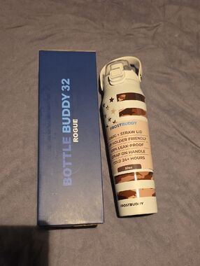 FrostBuddy 32oz Rogue Insulated Water Bottle - White with Brown Camo Accents